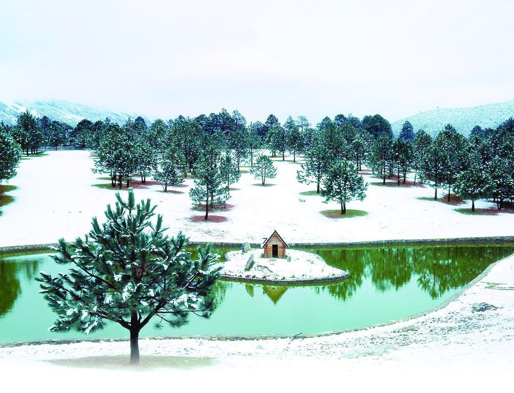 Bosques De Monterreal Hotel San Antonio de las Alazanas Kültér fotó