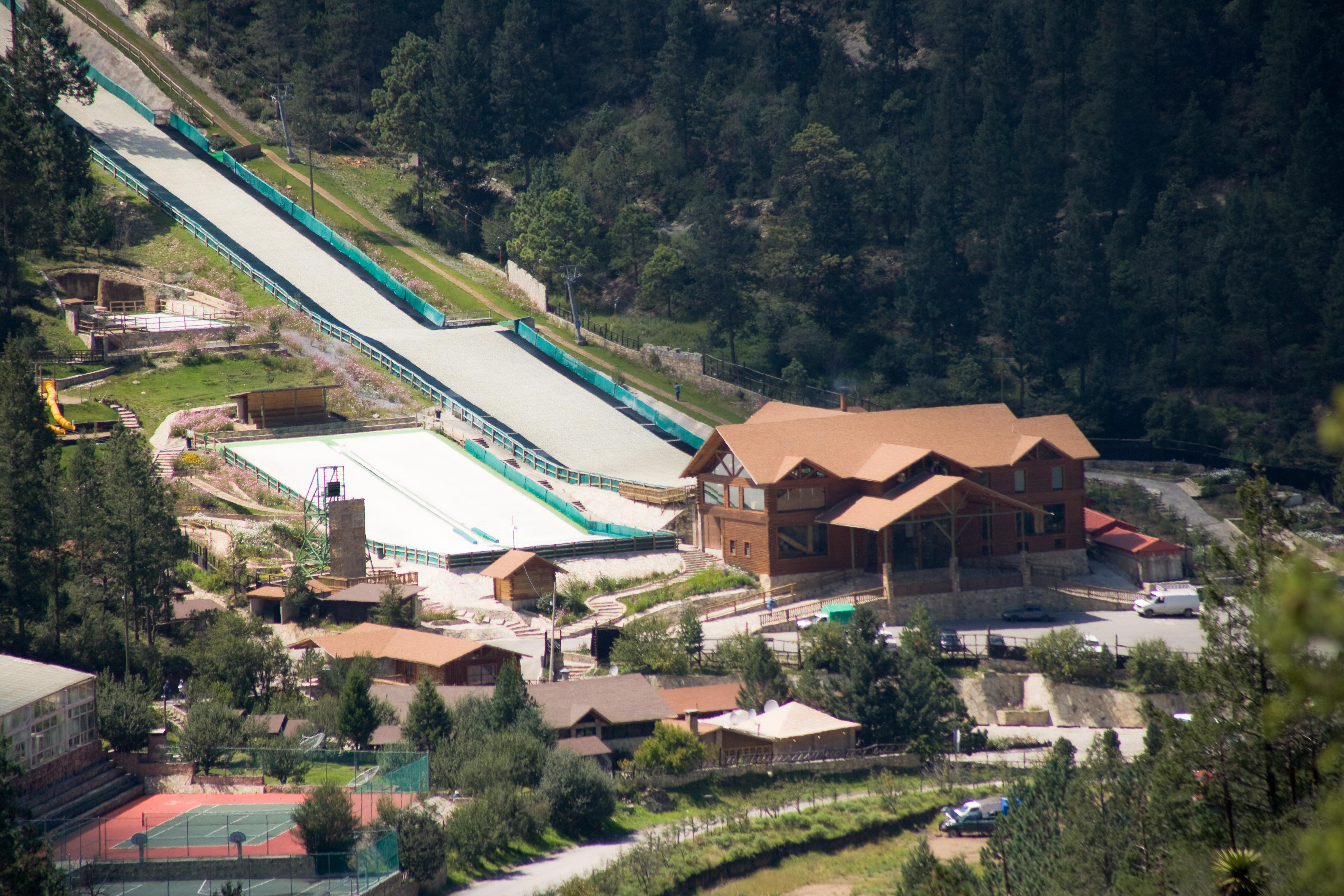Bosques De Monterreal Hotel San Antonio de las Alazanas Kültér fotó