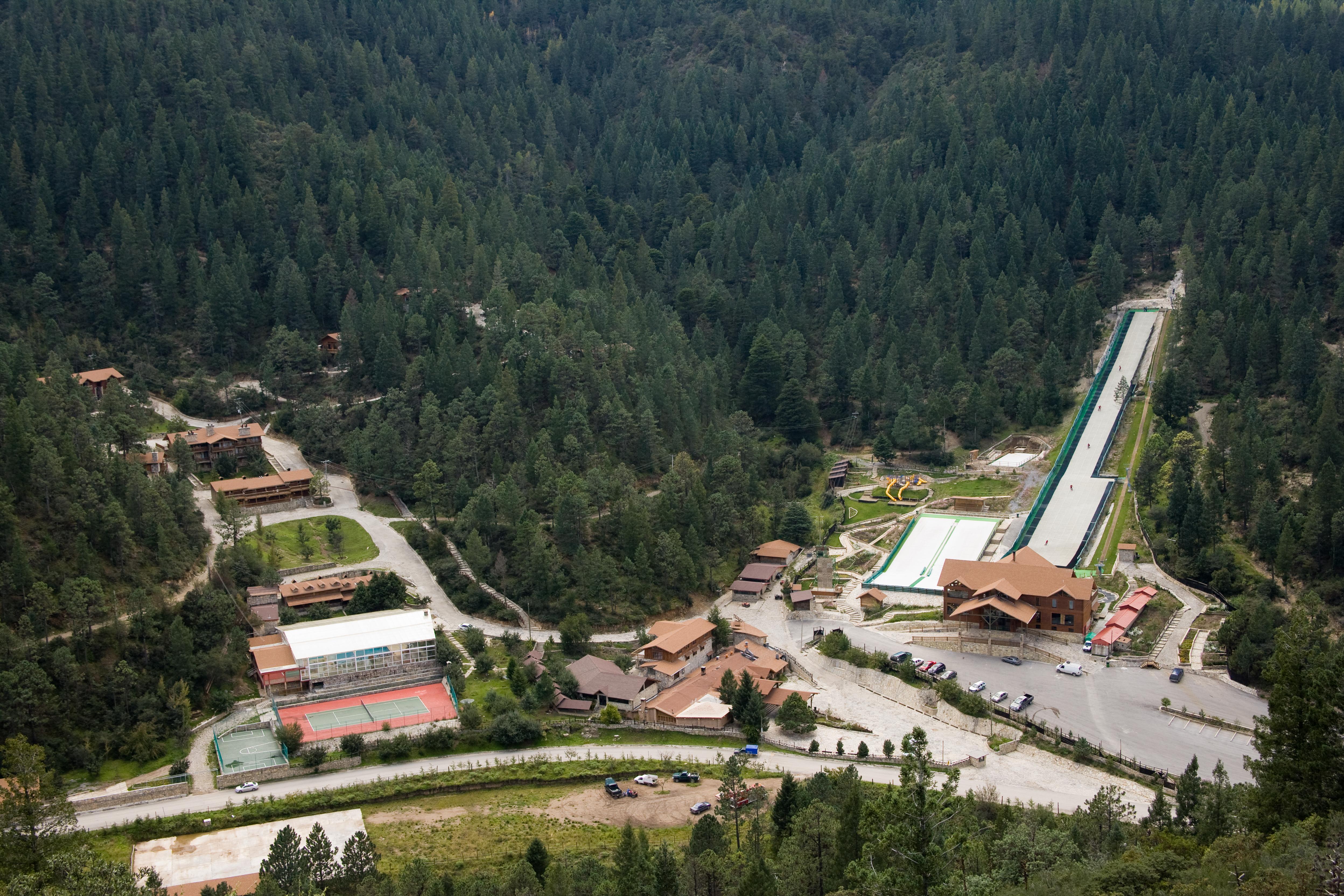 Bosques De Monterreal Hotel San Antonio de las Alazanas Kültér fotó